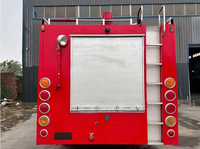 Camion-citerne à eau Isuzu FVR, camion de pompiers à double cabine, pompe à eau de 40 L/min, lance à eau de 60 m pour usage industriel et municipal
