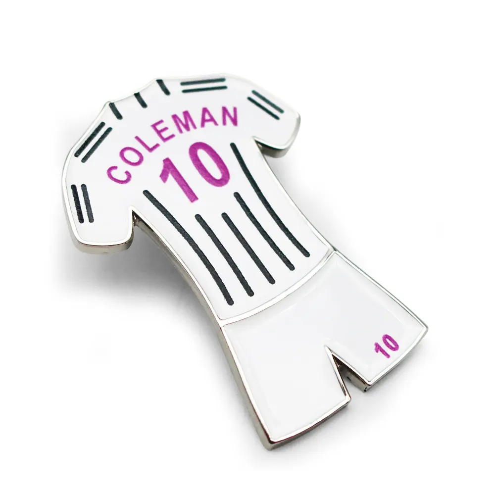 Benutzer definierte Logo Soccer Club Abzeichen Metall Fußball Team Kleidung Emaille Pin Abzeichen für Tasche