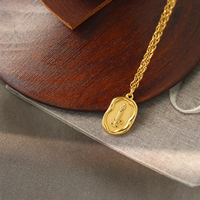 Collier Ovale Irrégulier Sculpté Pendentif Lave Laqué Rétro Plaqué Or 18k Bijoux en Acier Inoxydable