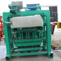 Nouvelle machine à mouler des blocs de béton QT40-2 avec des moules remplaçables pour les briques de pavage emboîtables, construction résidentielle