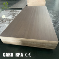 Contreplaqué stratifié Qiangyi de haute qualité 18 mm, grade ENF, noyau en eucalyptus, surface poncée pour armoires de cuisine