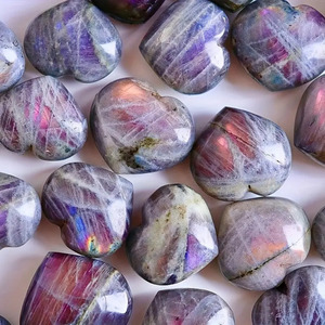 Cœur en labradorite naturelle polie, sculpté, avec éclat violet, pour cadeau, vente en gros - Product Image 3