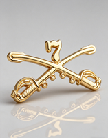 Insignia Personalizada de la 7ª Caballería, Espadas Cruzadas, Aleación de Zinc, Estilo Antiguo, Baño de Níquel Dorado