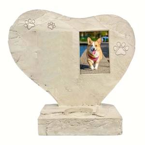 Plaque commémorative pour animaux <span class=keywords><strong>de</strong></span> compagnie en forme <span class=keywords><strong>de</strong></span> cœur personnalisée, souvenir en résine artisanale avec photo <span class=keywords><strong>de</strong></span> chien et empreintes <span class=keywords><strong>de</strong></span> pattes, décoration <span class=keywords><strong>de</strong></span> jardin personnalisée - Product Image 2