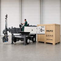 Niveleuse laser diesel Yanmar 35 kW RWJP32, portée 3000 mm, 3000 N, hydraulique, 4x4, direction crabée, 5500 kg, auto-nivelante pour sols