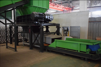 Broyeur à double arbre Nanjing Shengzhong, moteur 75 kW, ligne de production automatique de recyclage des déchets pour matelas