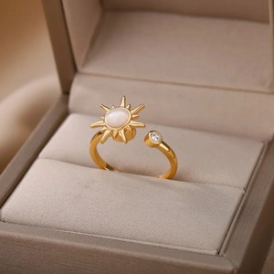 Hot Sale Rotatable Sun Flower Ring Gold Plated Adjustable Round Diamond Decompression Ring for Women Girls - Product Image 2