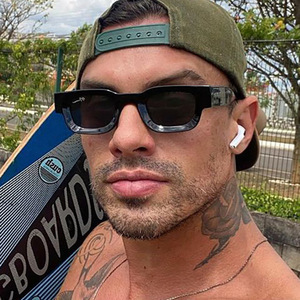 European American Retro Hip-Hop Punk Sunglasses Small Frame Concave Shape with UV Protection Gold Frame Trendy Style - Product Image 2