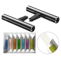 Clip d'évent de parfum de voiture Y-06020 Clip d'évent de diffuseur d'huile essentielle cylindrique de voiture avec des bâtons de recharge