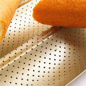 Pour Le Pain Bracelet Cuisson A Allant Au empat-blanie Usagee 4 Longs Mouses La Avec Couche - Product Image 3