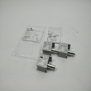مشبك طرفي أصلي من ماركة Plc Piece طراز 1sca022639r0720 Ozxt3، 3 قطع - Product Image 1