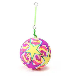 Pelota de juguete de colores para niños con equipos deportivos de cuerda, pelota de PVC inflable de 23cm con luz LED