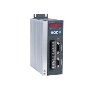 Controlador de servomotor de CA, servomotores con fuerte capacidad de conducción por sobrecarga, 2.5A-13.5A, IP65 0.6kW-3.8kW, 1, 2, 1, 2 - Product Image 1