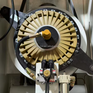 Presse à tuyaux hydraulique pour le cintrage, le sertissage et l'assemblage de raccords, pour la <span class=keywords><strong>plomberie</strong></span> et le traitement des tubes industriels - Product Image 3