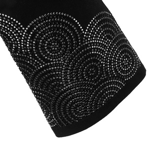 أحذية نسائية طويلة فوق الركبة بكعب عالٍ مدبب، مزينة بالأحجار الكريمة السوداء، مصنوعة من الجلد المدبوغ الصناعي المرن، مع إغلاق بسحاب، مناسبة للخريف - Product Image 6