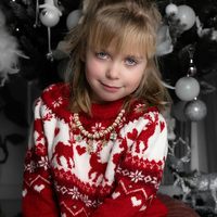 Collier de Noël pour femme – Pendentif flocon de neige, sapin, nœud, perle rose – Cadeau de fêtes pour femme – Vente en gros personnalisée