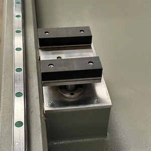 Máquina de Corte de Perfiles de Aluminio de Doble Cabezal para Procesamiento Automático de Puertas y Ventanas, con PLC y Motor para UPVC/PVC - Product Image 5