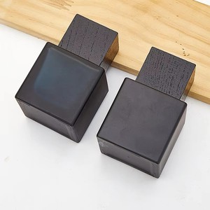 Nouveau flacon de parfum en verre plat écologique de 50 ml avec fond épais, couvercle en bois, pulvérisateur à baïonnette, joint d'étanchéité, 100 pièces - Product Image 3