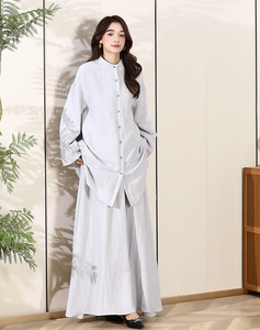 Ensemble Pudique 2 Pièces pour Femmes Musulmanes : Longue <span class=keywords><strong>Tunique</strong></span> Boutonnée et Jupe Longue Évasée Personnalisable - Product Image 5