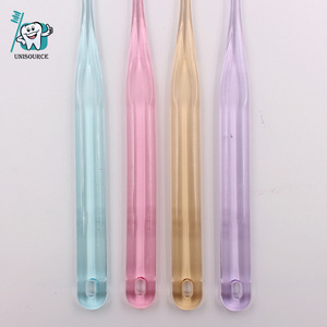 Cepillo de Dientes Transparente de Cabeza Pequeña con Cerdas Suaves de 17.5 cm, Cepillo de Dientes Manual Colorido para Uso en Hoteles - Product Image 4