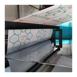 Amostra grátis China Fábrica barato por atacado pc painéis de policarbonato sólidos revestidos duramente resistentes a riscos de vidro