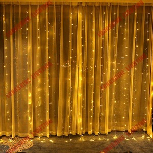 Meistverkaufte IP65 Wasserdichte Außen-/Innen-Lichterketten für Hochzeiten, Haus, Landschaft und Gartendekoration - Product Image 2