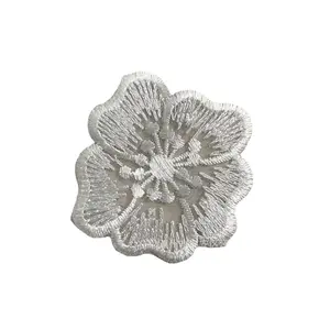 3D เย็บปักถักร้อย Organza ผ้าลูกไม้สำหรับชุดแฟชั่นของอุปกรณ์เสื้อผ้าในสต็อกตาข่าย3D ลายดอกไม้ผ้าลูกไม้