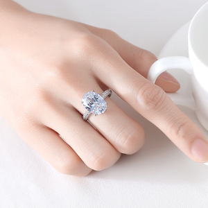 LUOTEEMI Ovale Vorm Duiven Eieren Clear Zirconia Grote CZ Steen Sieraden Vinger Ringen voor Vrouwen Party Geschenken Luxe Sieraden - Product Image 3