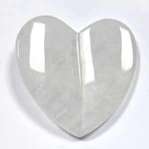 Planche Gua Sha en jade Xiuyan vert foncé en forme de cœur à surface concave - Product Image 6