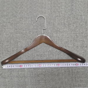 Cintres en bois personnalisés avec logo, cintres larges pour costumes, cintres en bois pour vêtements - Product Image 2