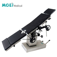 Table d'opération manuelle hydraulique en acier inoxydable pour la chirurgie générale hospitalière et l'utilisation multi-services