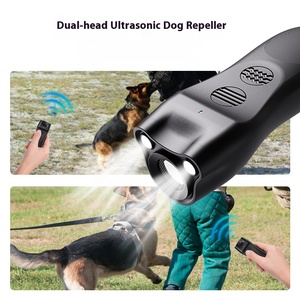 Répulsif ultrasonique pour <span class=keywords><strong>chien</strong></span> rechargeable portable 2 modes anti-aboiement anti-morsure en plastique durable - Product Image 1