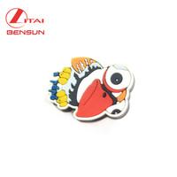 Haute qualité vêtements chapeau décoratif épinglettes personnalisé mignon Animal Badge Mini dessin animé oiseau en caoutchouc souple PVC broche