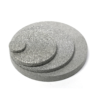 Disque filtrant en acier inoxydable sinterisé sur mesure Kuangxun |   Résistant aux hautes températures et à la pression |   pour les systèmes de fluides industriels |    Pores de 0,1 à 100 µm