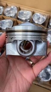 Piston d'usine 83 mm AJ200 avec segment de piston pour Range Rover Velar 2.0T PT204 Essence OE <span class=keywords><strong>LR104725</strong></span> STD 050 - Product Image 5