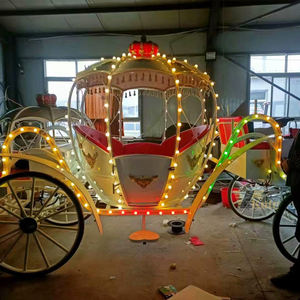 Chariot de tourisme de type chariot de cheval blanc avec lampes en forme de cheval au galop, chariot de cheval rouge haut de gamme - Product Image 6