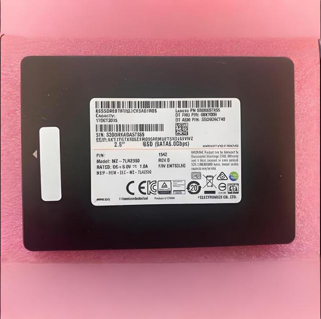 Enterprise Ssd Original Brand New SSD PM1643A 2.5 3.84T SAS MZILT3T8HBLS-00007 Server Solid State Drive For