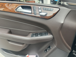 Vehículos de nueva energía eléctricos puros de <span class=keywords><strong>5</strong></span> puertas y 7 plazas Mer Cede Ban Z GLS450 a buen precio - Product Image 6