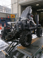 Garantie d'un an, moteur et chenilles robustes de 1106 kg, balayeuse à neige pour routes et rues, conception conviviale