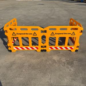 Yüksek Kaliteli Enjeksiyon Kalıplı Katlanabilir Genişletilebilir Güvenlik Bariyeri PE Asansör Bakım Barikatı - Product Image 2
