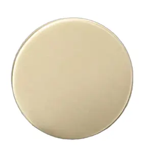 Neue individuelle glänzende Kupfer Messing Metall Farbe Zinklegierung Herausforderungs-Münzenlieferant Designs Ihr Logo Souvenir Offsetdruck Maskottchen
