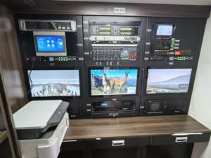 Многофункциональный автоматический дизельный автомобиль с аварийной мобильной командной платформой для связи и отправки консультаций - Product Image 3