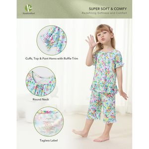 Conjunto de Pijama Floral para Mujer BambooBud, Camiseta de Manga Corta y Pantalones Capri, Ropa de Dormir de Viscosa Suave, Conjunto de 2 Piezas para Verano - Product Image 2
