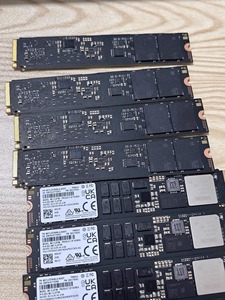 HORNG SHING Disque SSD utilisé MZ1L23T8HBLA-00A07 PM9A3 M.2 3.84T SATA 6Gbps SSD - Product Image 3