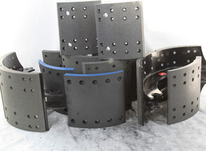 بطانات فرامل للشاحنات مع مجموعة متنوعة من موديلات مكابح الفرامل الكاملة ومجموعة حذاء الفرامل من المصنع - Product Image 6