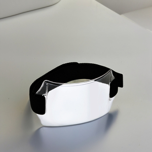 Porte-badge d'identification horizontal en PVC transparent avec sangle élastique noire pour une utilisation en sécurité au travail - Product Image 1