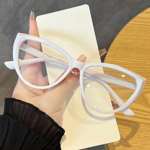 Lunettes optiques <span class=keywords><strong>de</strong></span> haute qualité à la mode 2026, lunettes <span class=keywords><strong>de</strong></span> lecture anti-lumière bleue, monture <span class=keywords><strong>de</strong></span> lunettes pour femmes - Product Image 3