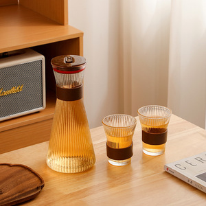 ชุดเหยือกน้ำแก้วลายริ้<span class=keywords><strong>ว</strong></span><span class=keywords><strong>ว</strong></span>ินเทจแบบไร้สารตะกั่ว 1 ใบ พร้อมแก้<span class=keywords><strong>ว</strong></span>น้ำ 4 ใบ - Product Image 3