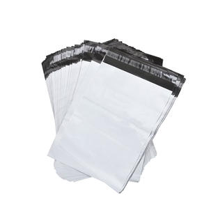 Sobres de Poliéster Resistentes y Ligeros para un Embalaje Seguro y Protección de Entrega para Comercio Electrónico y Uso de Mensajería - Product Image 3