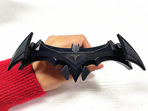 ที่ยึดโทรศัพท์มือถือในรถยนต์รูปทรงค้างคาว ที่ยึดโทรศัพท์มือถือในรถยนต์แบบยึดช่องแอร์ ที่ยึดโทรศัพท์มือถือแบบยึดอัตโนมัติด้วยแรงโน้มถ่วง ใช้งานได้กับโทรศัพท์มือถือทุกรุ่น  ที่ยึดโทรศัพท์มือถือแบบแฮนด์ฟรี - Product Image 4